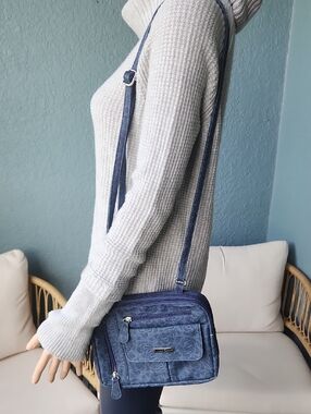 Denim Blue Floral Crossbody Bag - Women's Adjustable Shoulder Bag